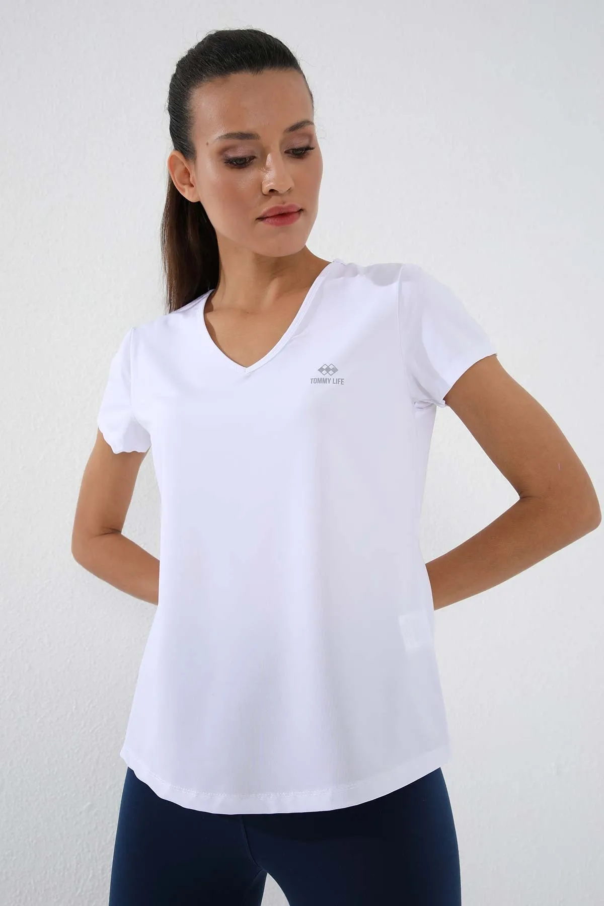 basic kisa kol standart kalip v yaka kadin t-shirt - 97145