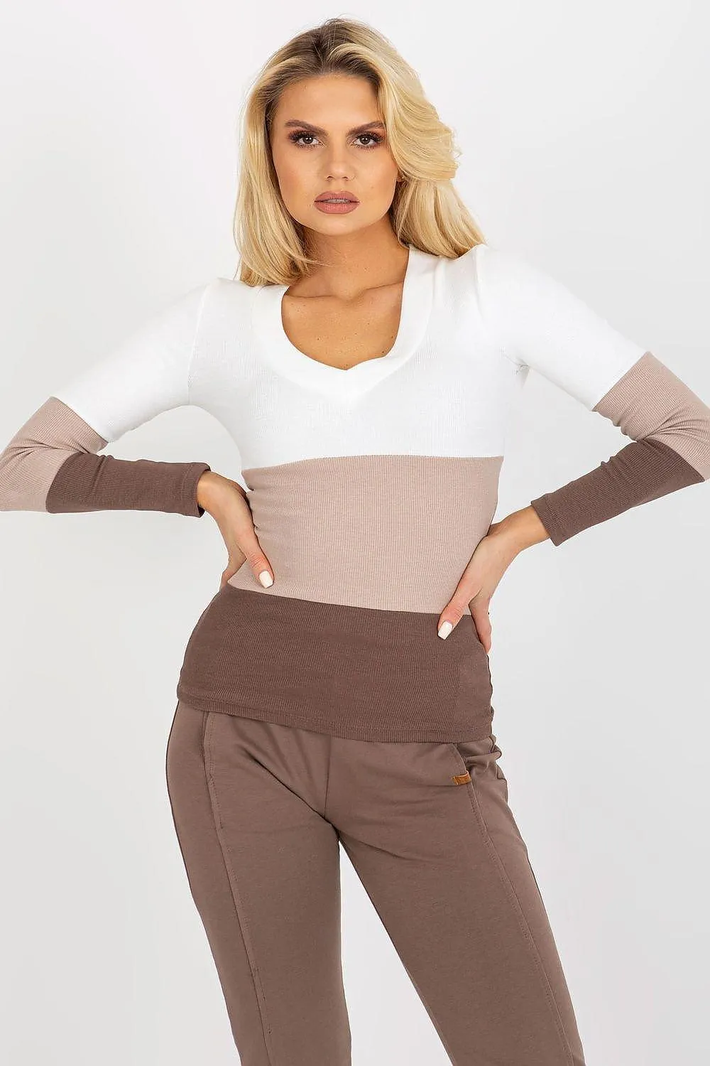 Chic V-Neck Ribbed Top - Effortless Style and Comfort