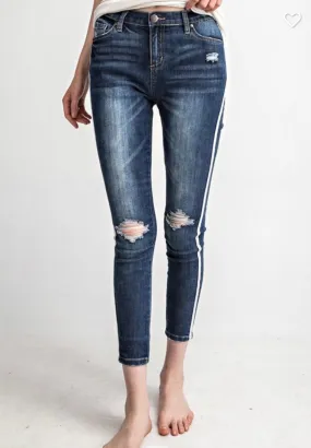 Distressed Skinny jeans with white stripe side detail